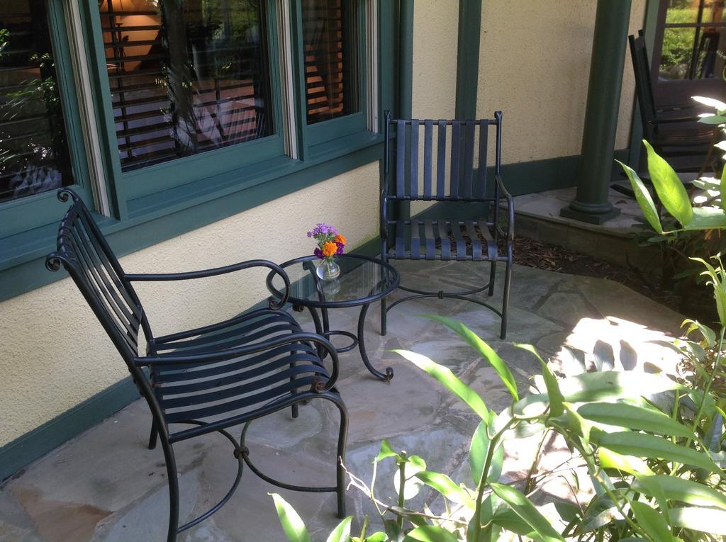 Om Sanctuary Holistic Retreat Hotel Asheville Exterior photo