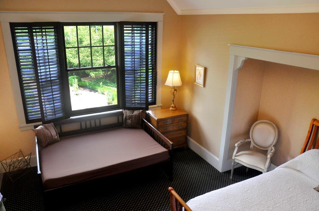 Om Sanctuary Holistic Retreat Hotel Asheville Exterior photo